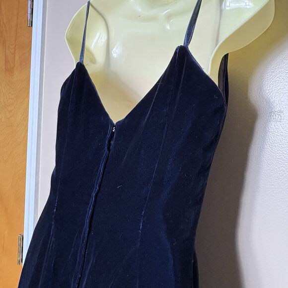 Vintage Victor Costa Velvet Dark Blue Gown Spaghetti Strap Maxi Dress Size 6 USA - Picture 7 of 16